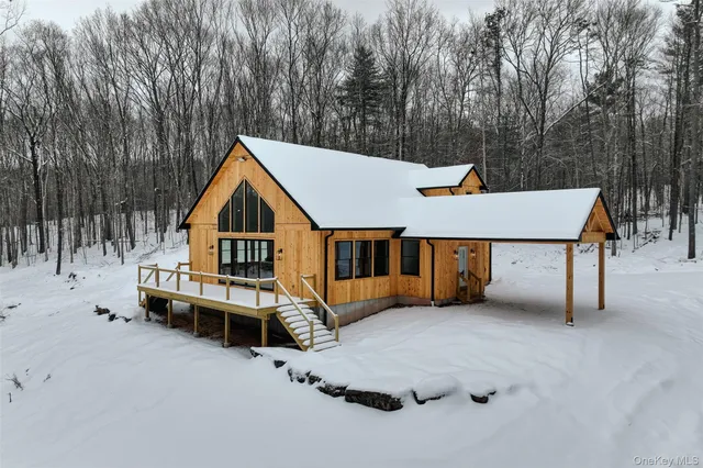 $869,000 | 283 Humphrey Road, Narrowsburg, NY 12764