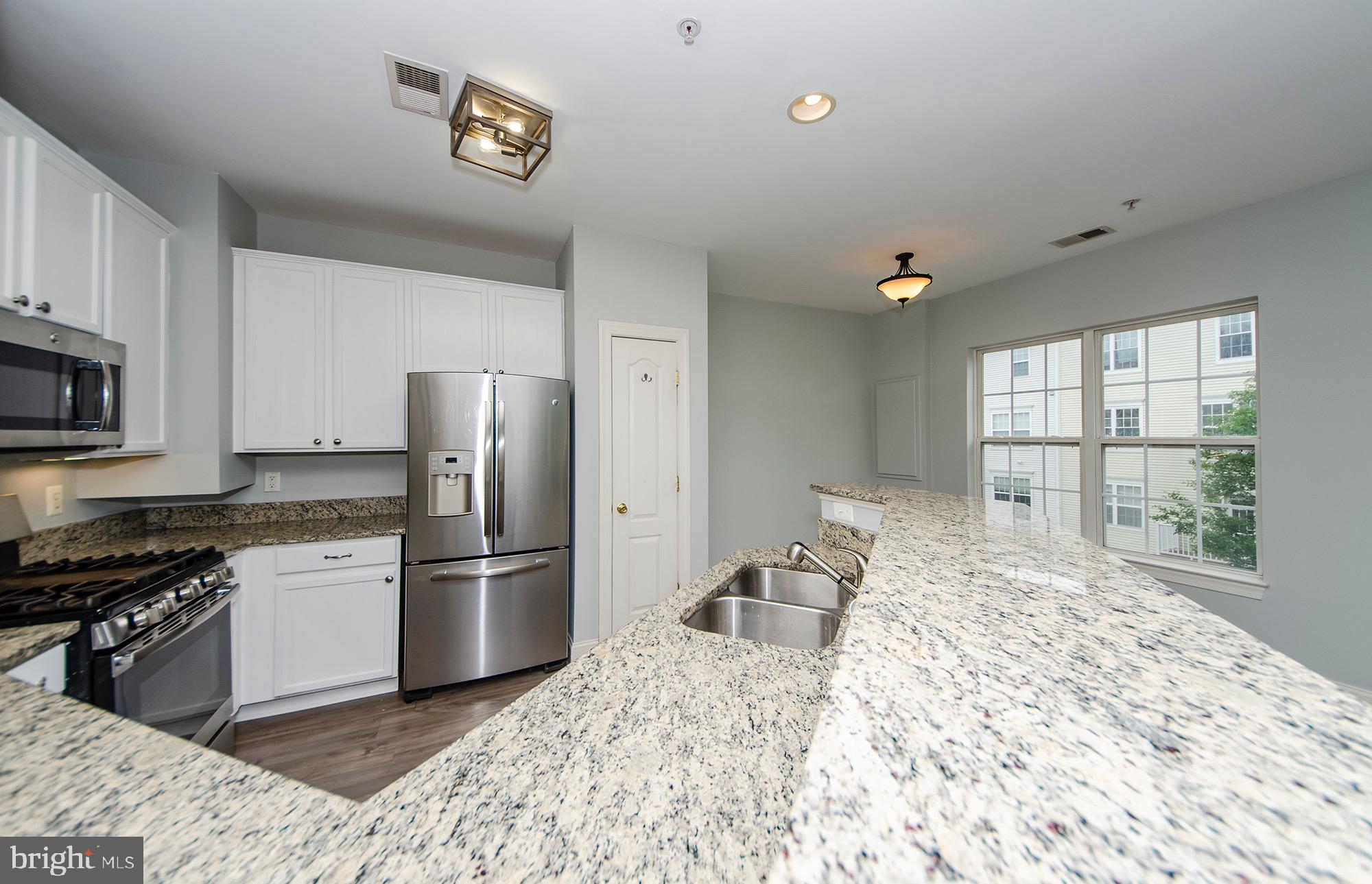 8069 Gatehouse Road, Unit 23 Falls Church, VA 22042 - Photo 26 of 45 Stainless appliances