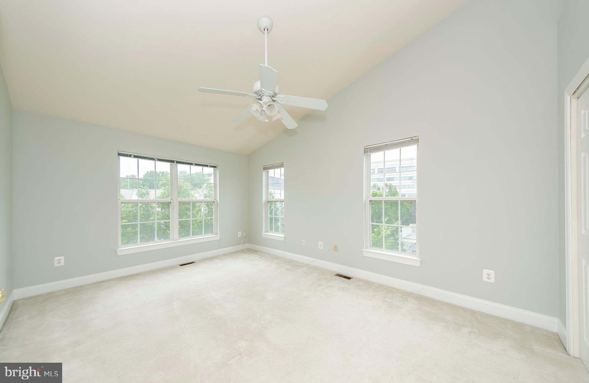 8069 Gatehouse Road, Unit 23 Falls Church, VA 22042 - Photo 42 of 45 3rd bedroom upper level w/ vaulted ceilings