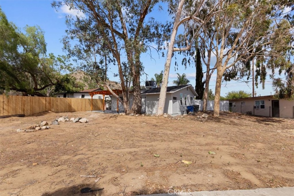 10235 Clara Vista Lane Riverside, CA 92503 - Photo 14 of 14