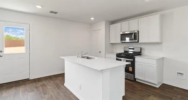 $2,300 | 1117 Northfield Drive, Caddo Mills, TX 75135