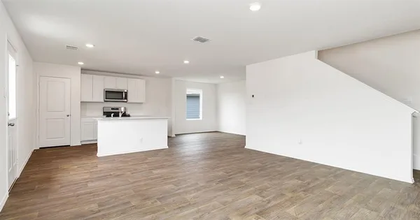 $2,300 | 1117 Northfield Drive, Caddo Mills, TX 75135