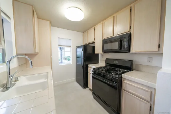 $2,995 | 10780 Aderman Avenue, Unit 99, San Diego, CA 92126