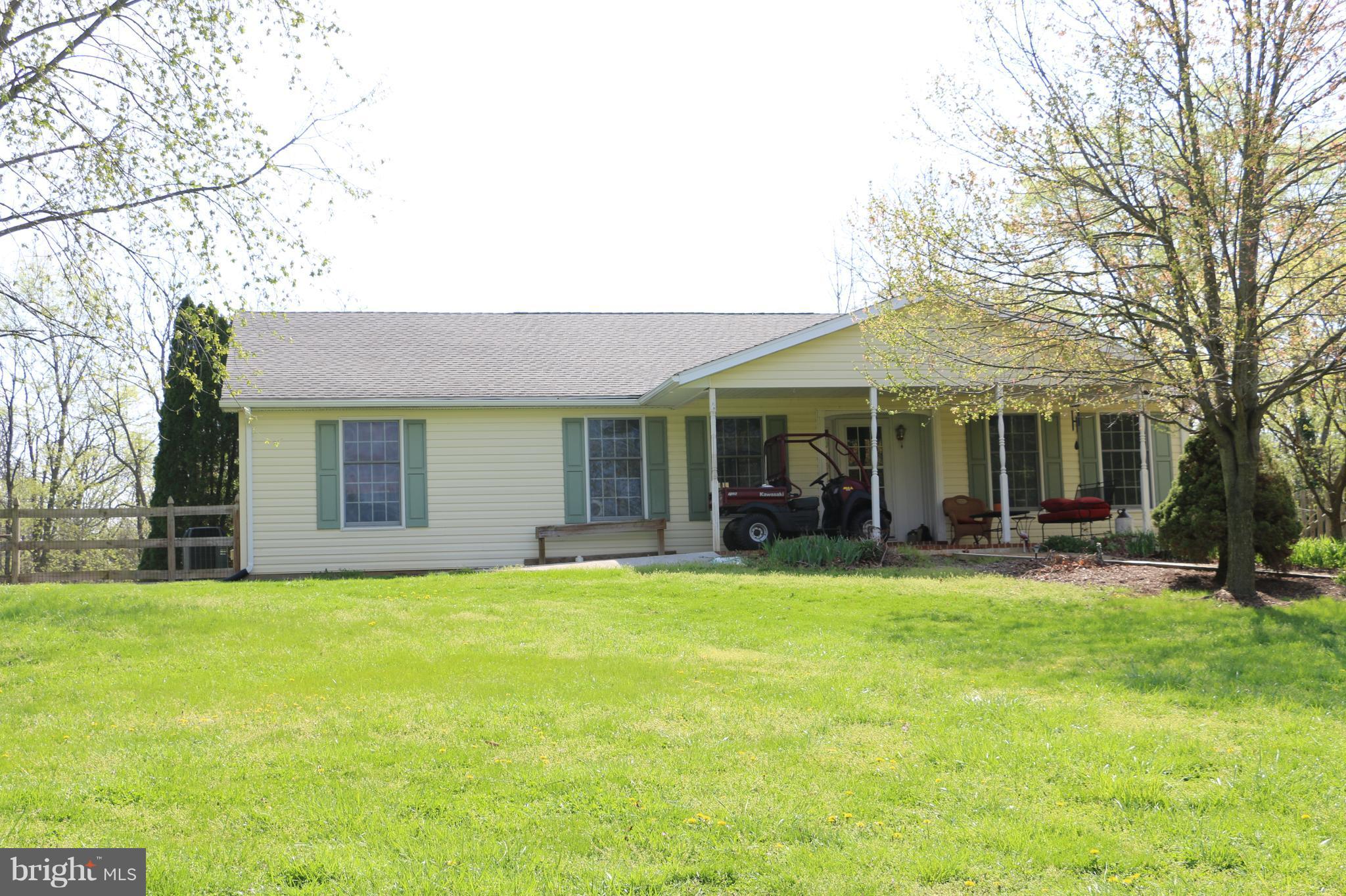 Front Exterior Photo