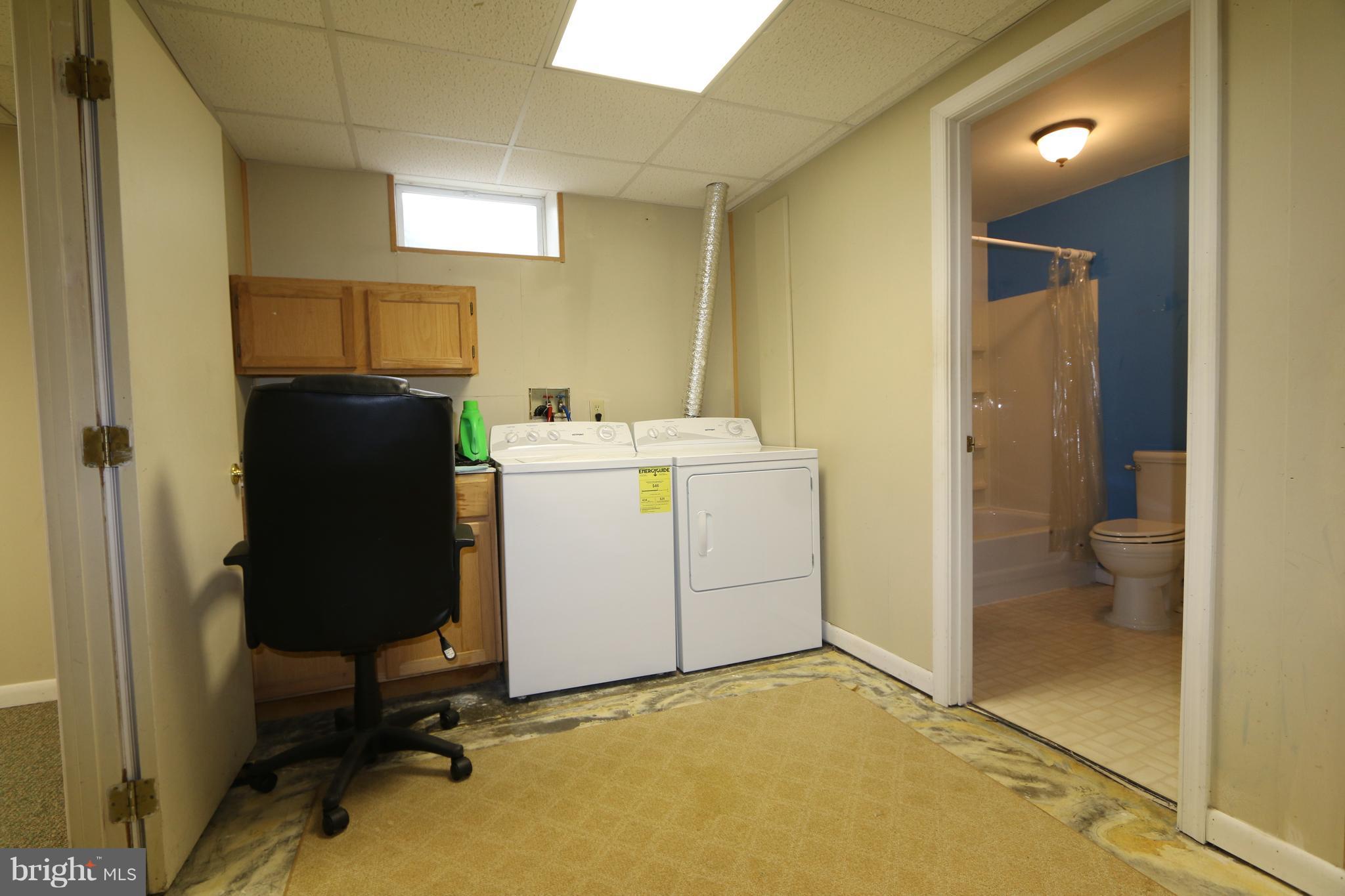 13703 Rockdale Road Clear Spring, MD 21722 - Photo 20 of 30 Laundry Room