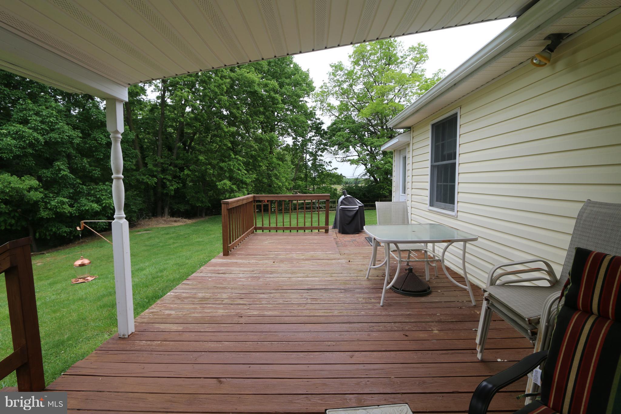 13703 Rockdale Road Clear Spring, MD 21722 - Photo 24 of 30 Deck