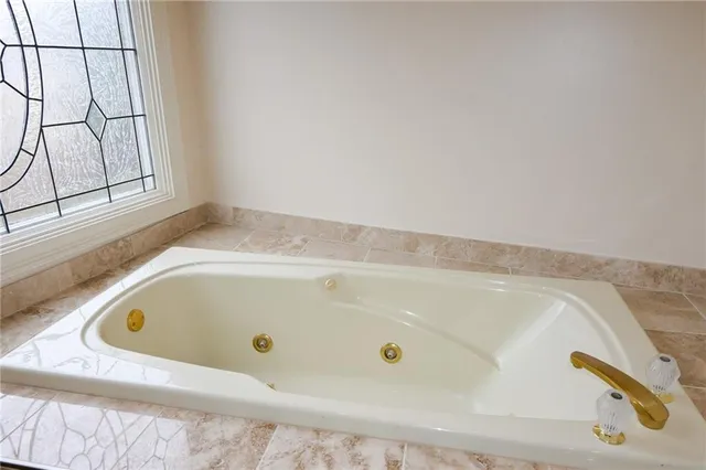 $699,900 | 1402 Bromley Drive, Snellville, GA 30078