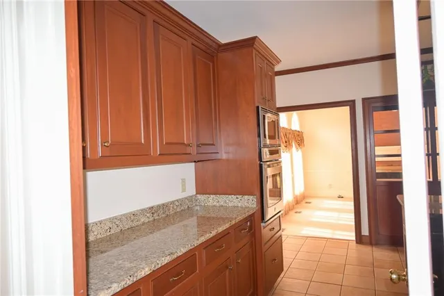 $699,900 | 1402 Bromley Drive, Snellville, GA 30078