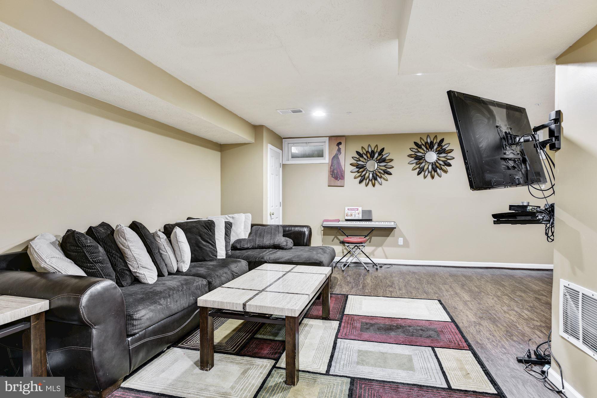 9812 Davison Road Baltimore, MD 21220 - Photo 22 of 28 Recreation Room