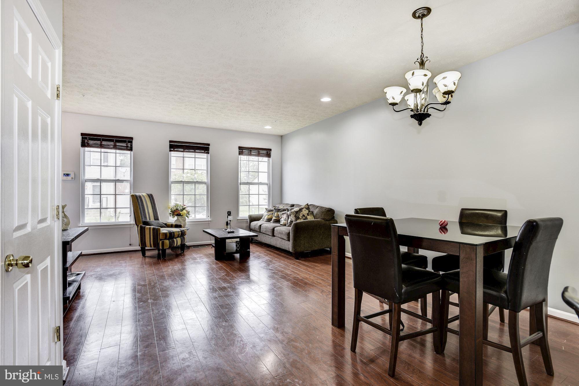 9812 Davison Road Baltimore, MD 21220 - Photo 7 of 28 Dining Area