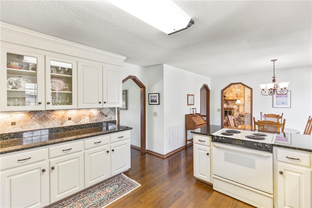 215 Green Valley Road Anderson, SC 29621 - Photo 7 of 42 Gallery Image 7