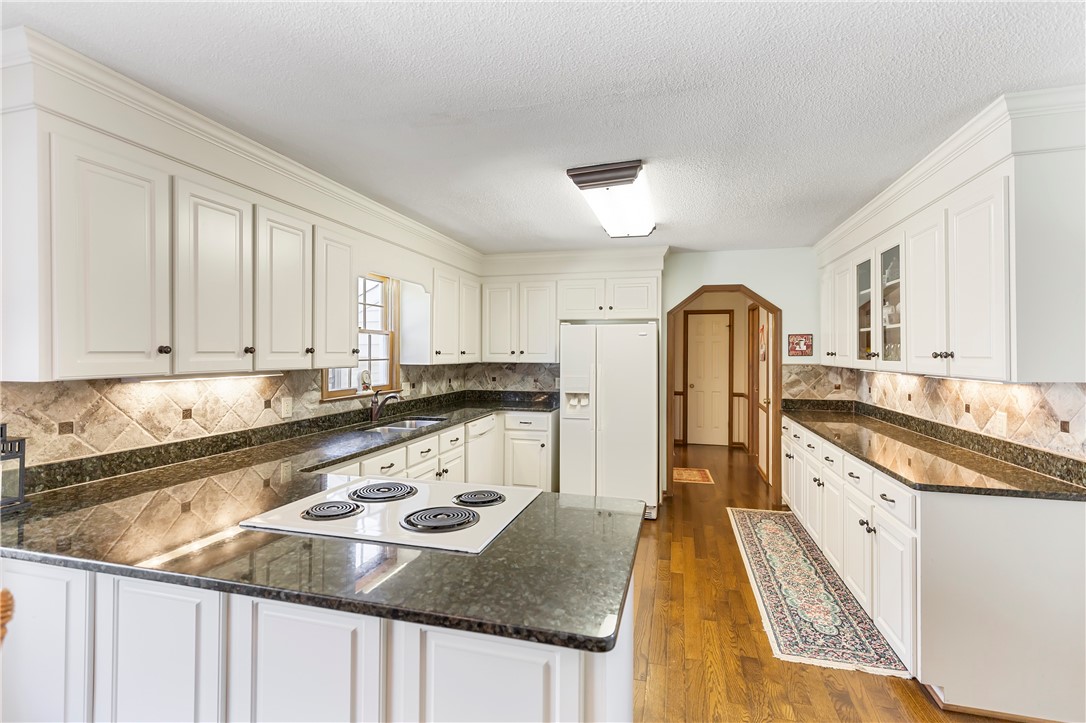 215 Green Valley Road Anderson, SC 29621 - Photo 8 of 42 Gallery Image 8