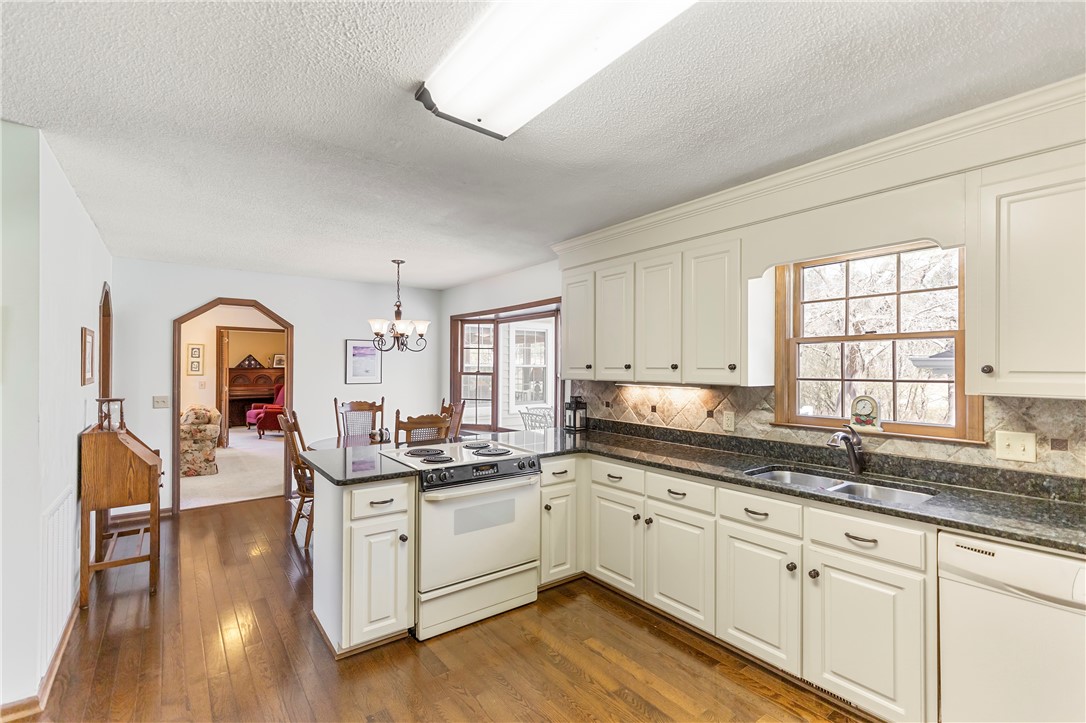 215 Green Valley Road Anderson, SC 29621 - Photo 9 of 42 Gallery Image 9