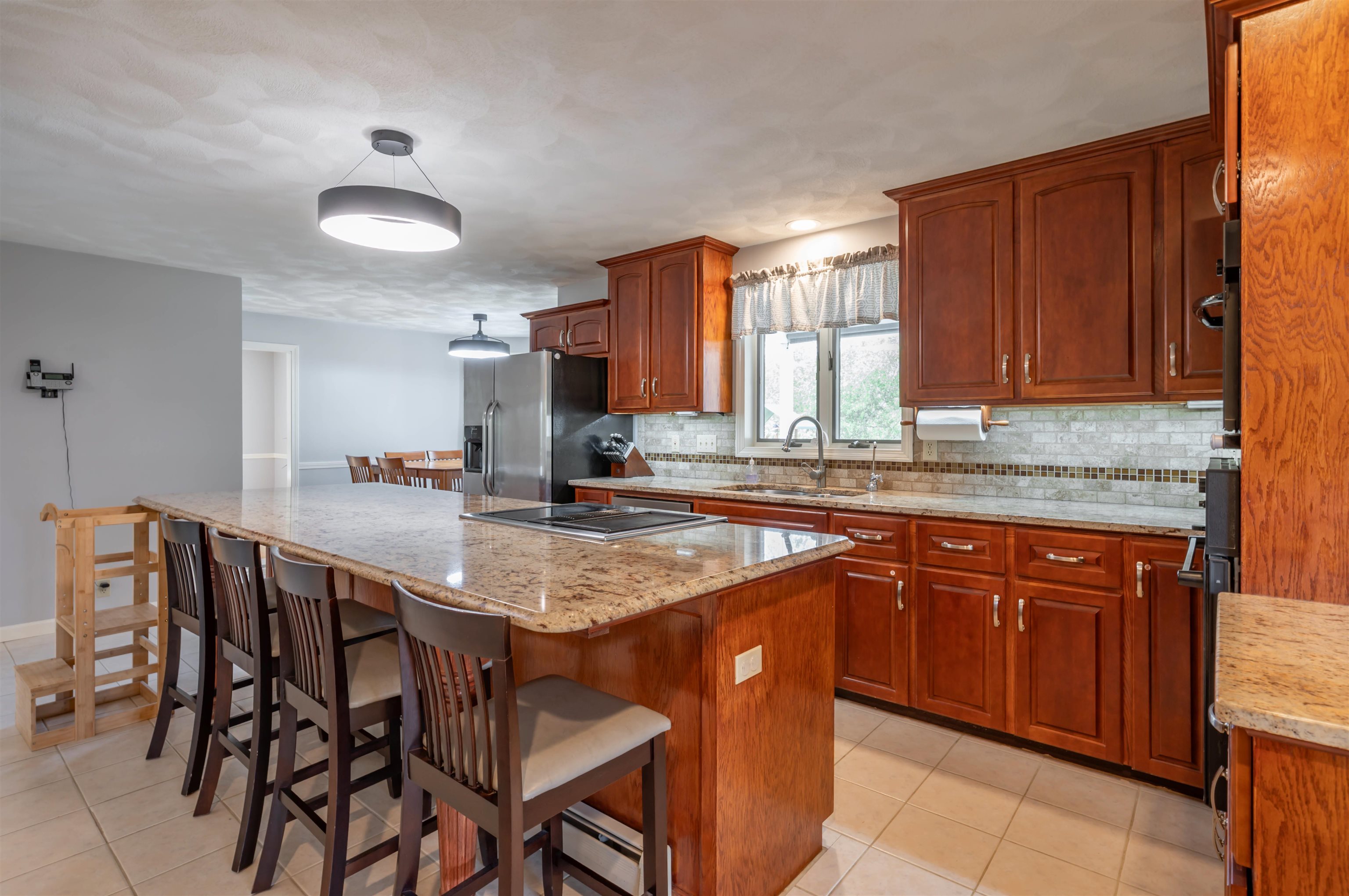7 Longview Circle Pelham, NH 03076 - Photo 14 of 39