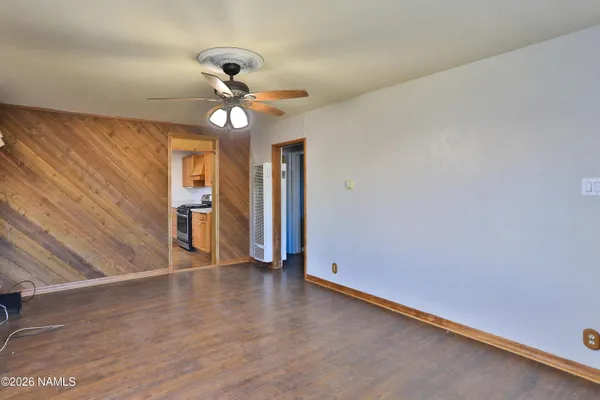 $249,999 | 909 North Park Drive, Winslow, AZ 86047