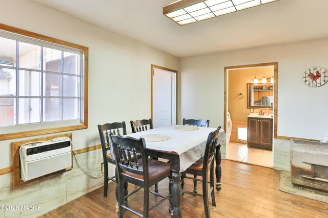 $288,000 | 909 North Park Drive, Winslow, AZ 86047