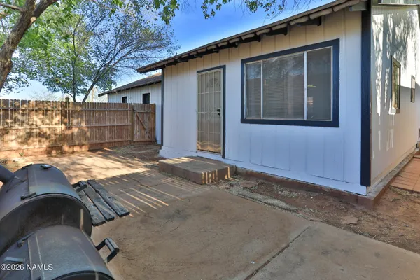 $249,999 | 909 North Park Drive, Winslow, AZ 86047