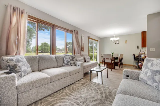 $249,900 | 8775 Maplebrook Parkway North, Brooklyn Park, MN 55445