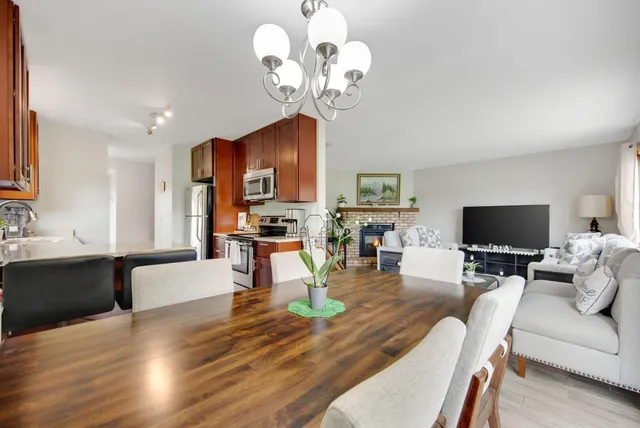 $249,900 | 8775 Maplebrook Parkway North, Brooklyn Park, MN 55445