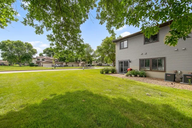 $249,900 | 8775 Maplebrook Parkway North, Brooklyn Park, MN 55445