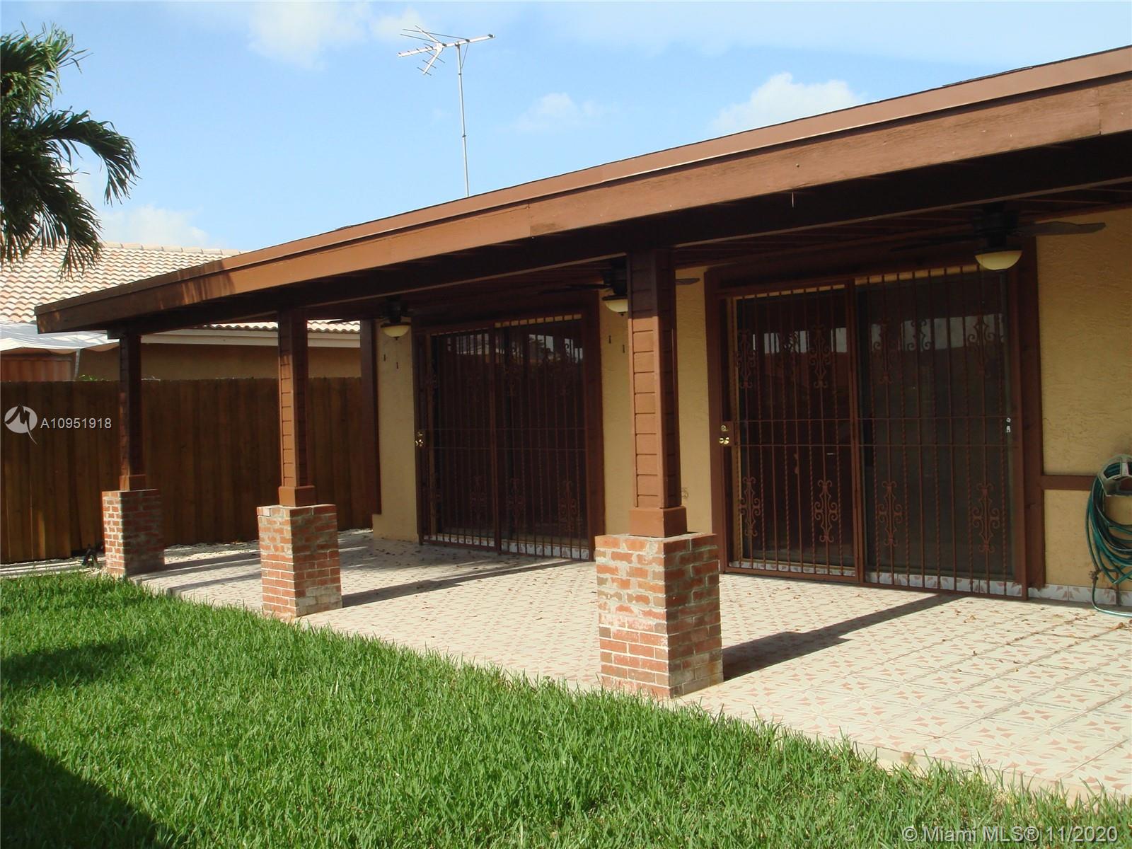 1200 Southwest 136th Place Miami, FL 33184 - Photo 7 of 8