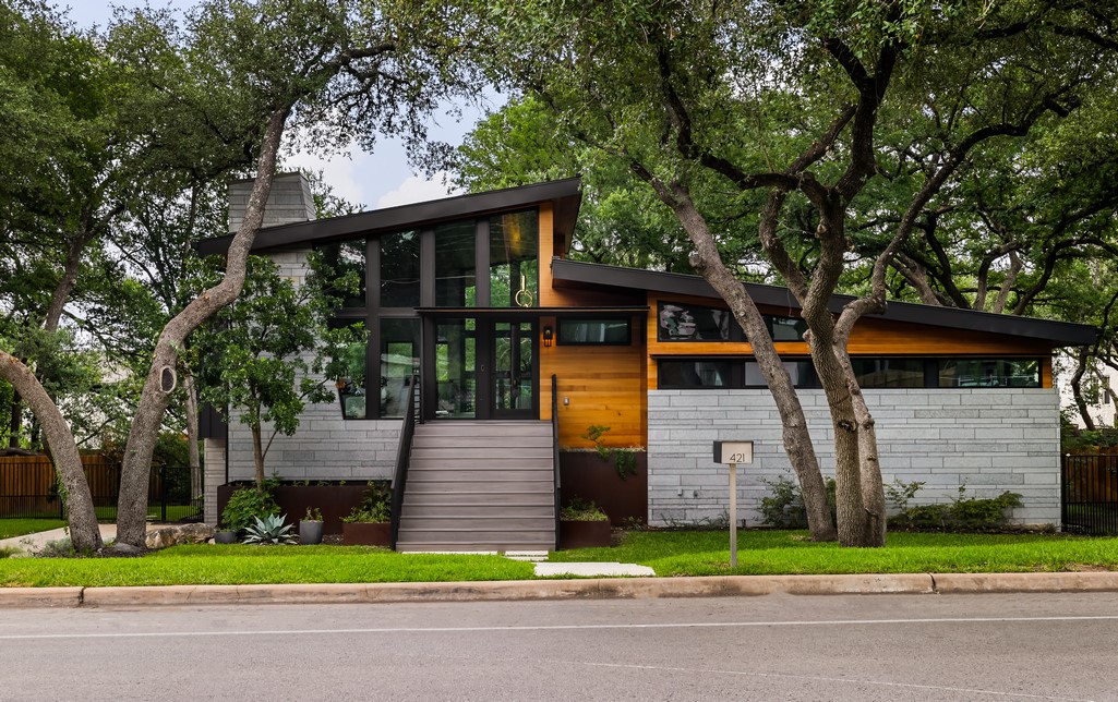421 Ridgewood Road West Lake Hills, TX 78746 - Photo 1 of 1