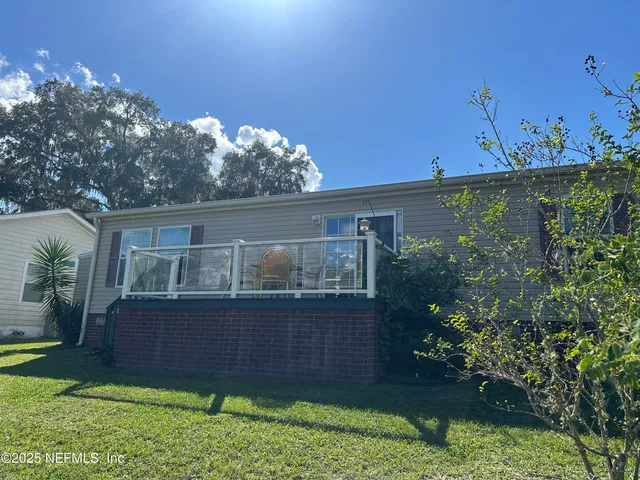 $199,900 | 156 Lake Margo Drive, Satsuma, FL 32189