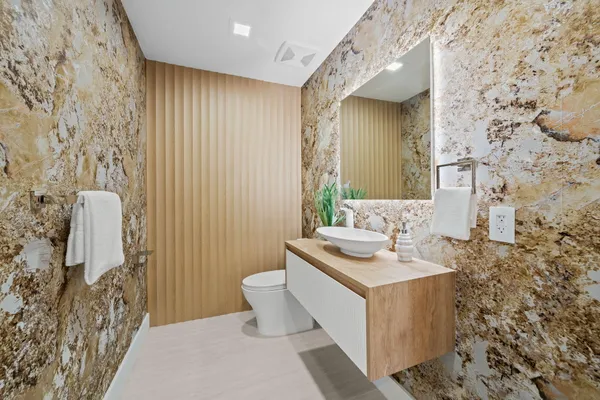 $3,577,000 | 3821 Northeast 26th Avenue, Lighthouse Point, FL 33064