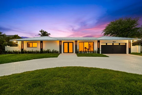 $3,577,000 | 3821 Northeast 26th Avenue, Lighthouse Point, FL 33064