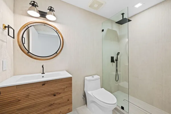 $3,577,000 | 3821 Northeast 26th Avenue, Lighthouse Point, FL 33064