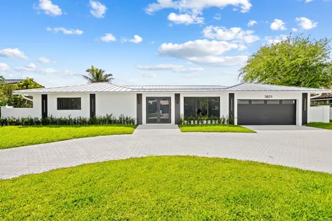 $3,225,000 | 3821 Northeast 26th Avenue, Lighthouse Point, FL 33064