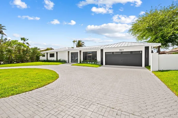 $3,577,000 | 3821 Northeast 26th Avenue, Lighthouse Point, FL 33064