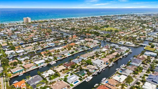 $3,577,000 | 3821 Northeast 26th Avenue, Lighthouse Point, FL 33064