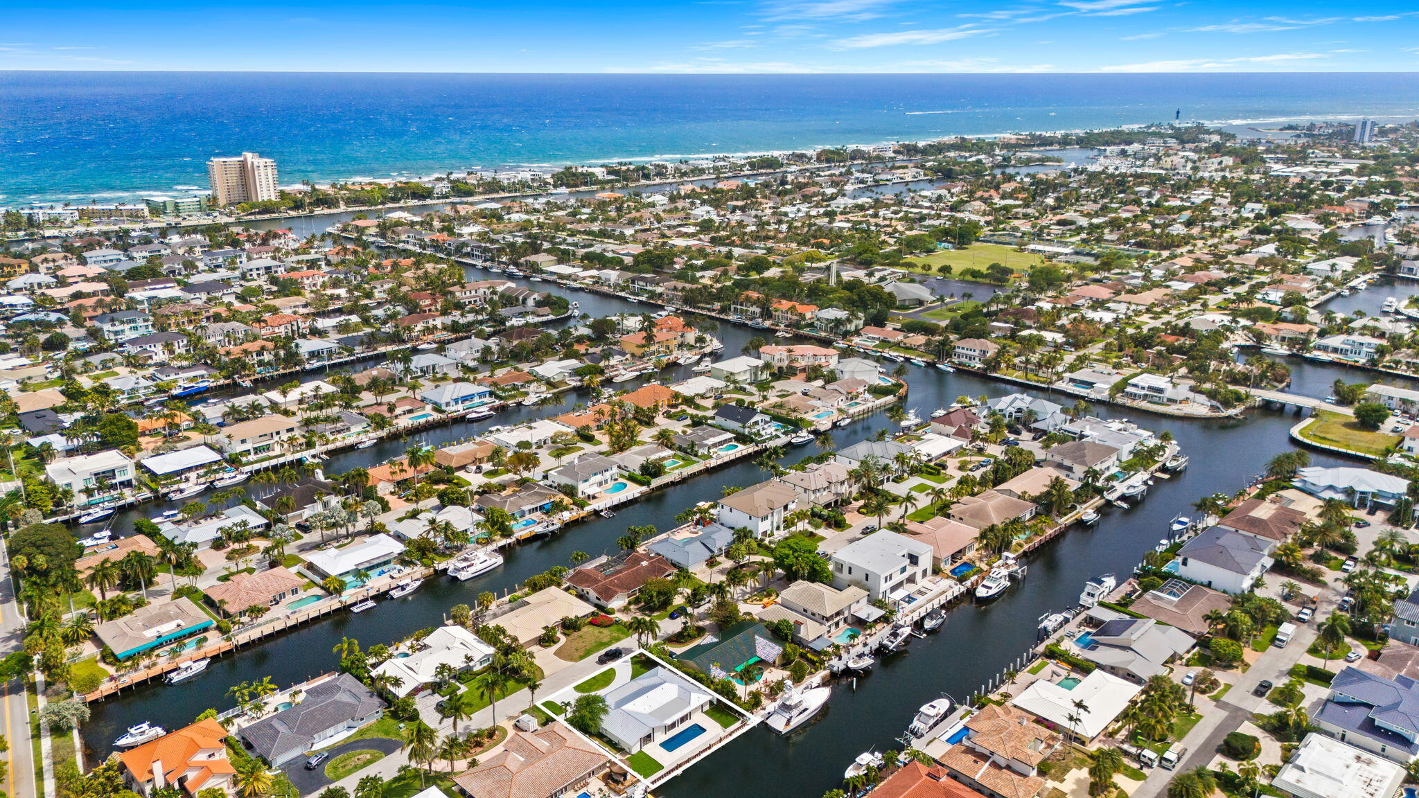 3821 Northeast 26th Avenue Lighthouse Point, FL 33064 - Photo 37 of 42 4-web-or-mls-DJI_20260402145816_0906_D