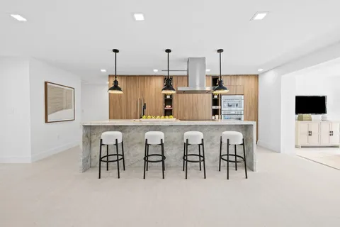 $3,225,000 | 3821 Northeast 26th Avenue, Lighthouse Point, FL 33064