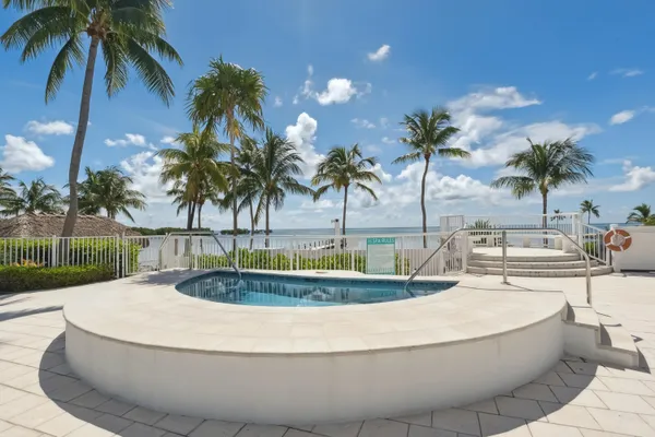 $3,495,000 | 80639 Old Highway, Unit 201, Islamorada, FL 33036