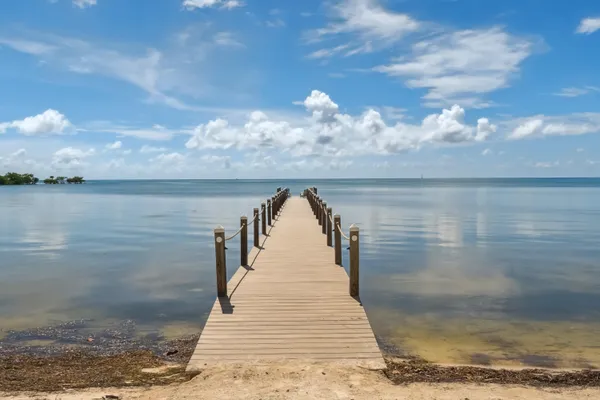 $3,495,000 | 80639 Old Highway, Unit 201, Islamorada, FL 33036