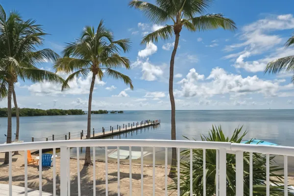 $3,495,000 | 80639 Old Highway, Unit 201, Islamorada, FL 33036