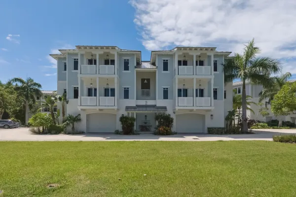 $3,495,000 | 80639 Old Highway, Unit 201, Islamorada, FL 33036