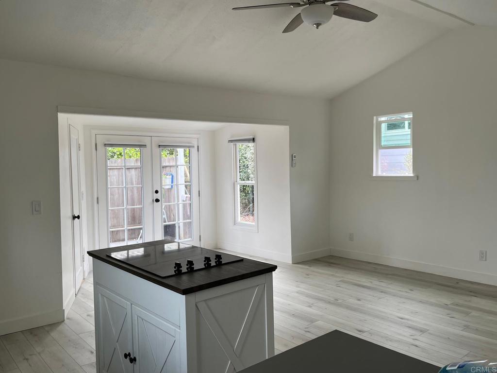 697 Ocean View Avenue Encinitas, CA 92024 - Photo 39 of 49