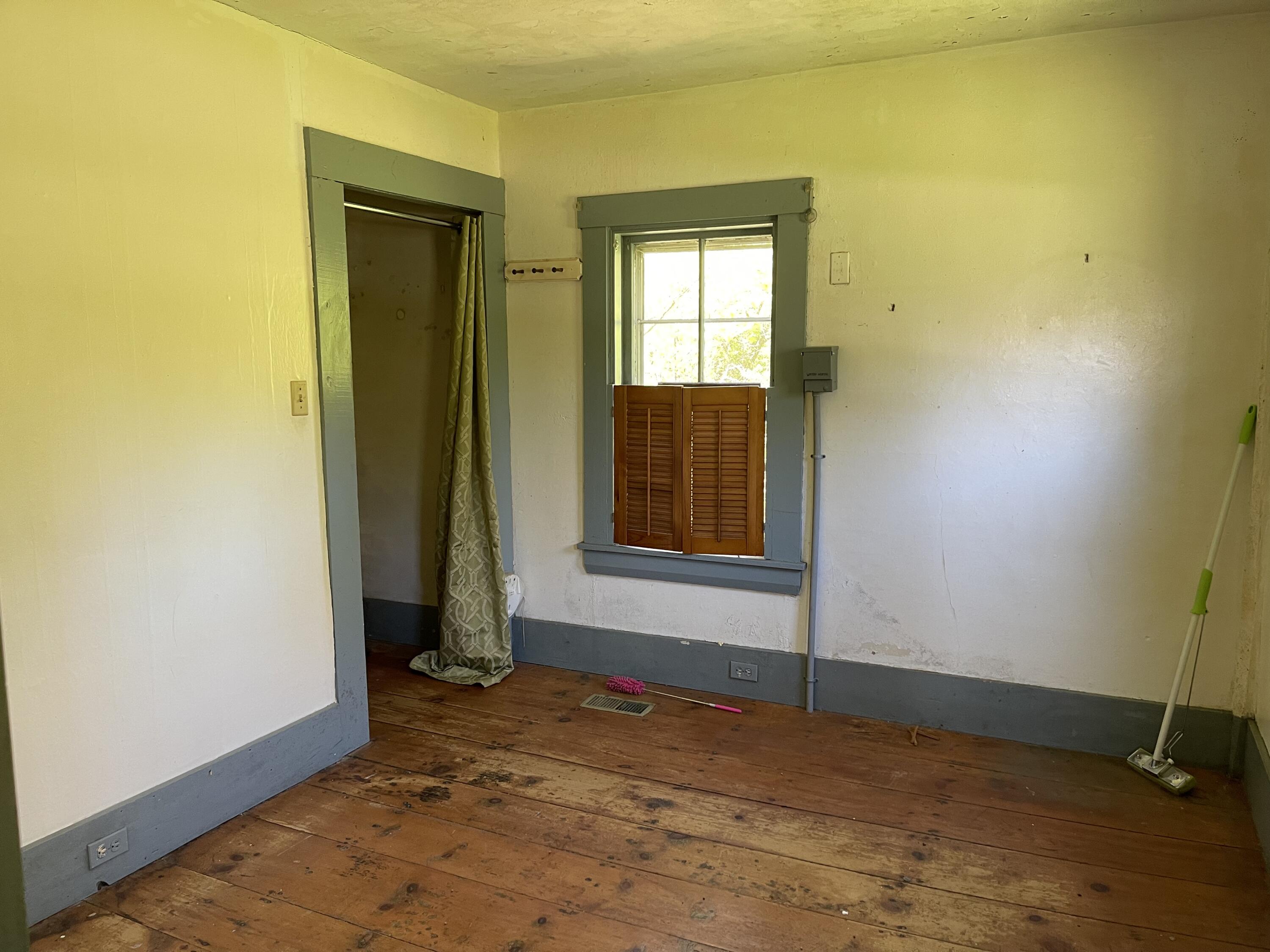 293 Pemaquid Harbor Road Pemaquid, ME 04558 - Photo 14 of 33 2022-05-24 13.22.02