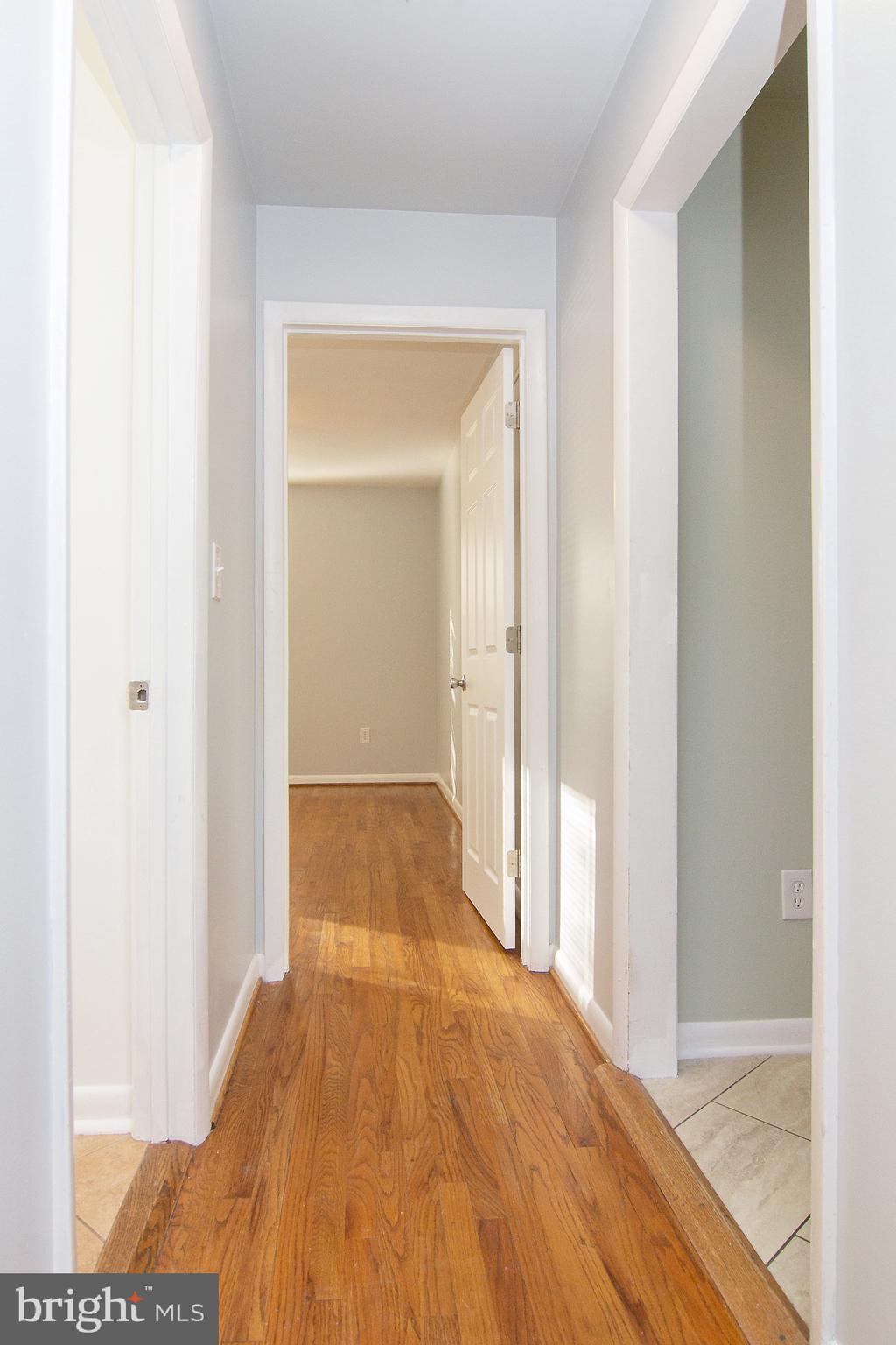 1023 Washington Road Westminster, MD 21157 - Photo 11 of 32 1st Floor Hallway