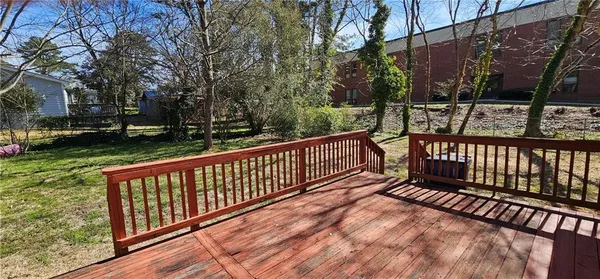 a view of a backyard of the house