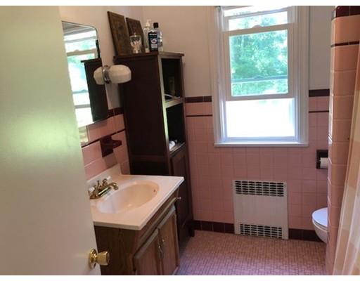48 Clement Street Springfield, MA 01118 - Photo 11 of 19