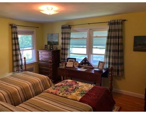 48 Clement Street Springfield, MA 01118 - Photo 13 of 19