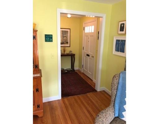 48 Clement Street Springfield, MA 01118 - Photo 5 of 19