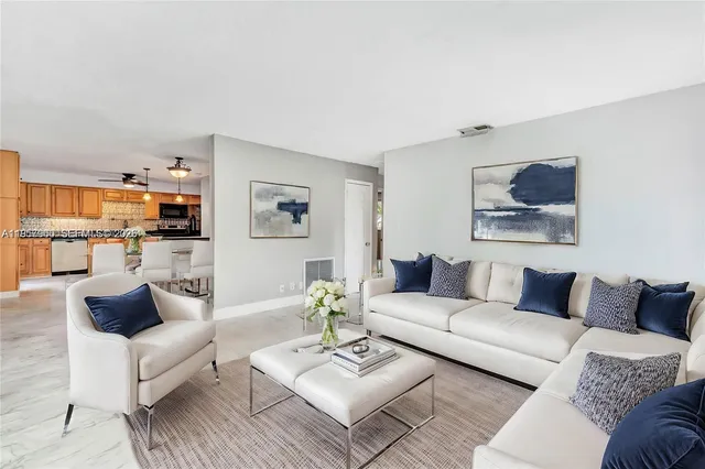 $3,300 | 735 Northeast 38th Street, Oakland Park, FL 33334