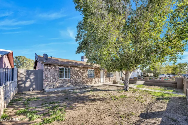 $429,900 | 1831 North 74th Lane, Phoenix, AZ 85035