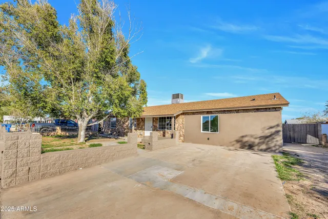 $429,900 | 1831 North 74th Lane, Phoenix, AZ 85035