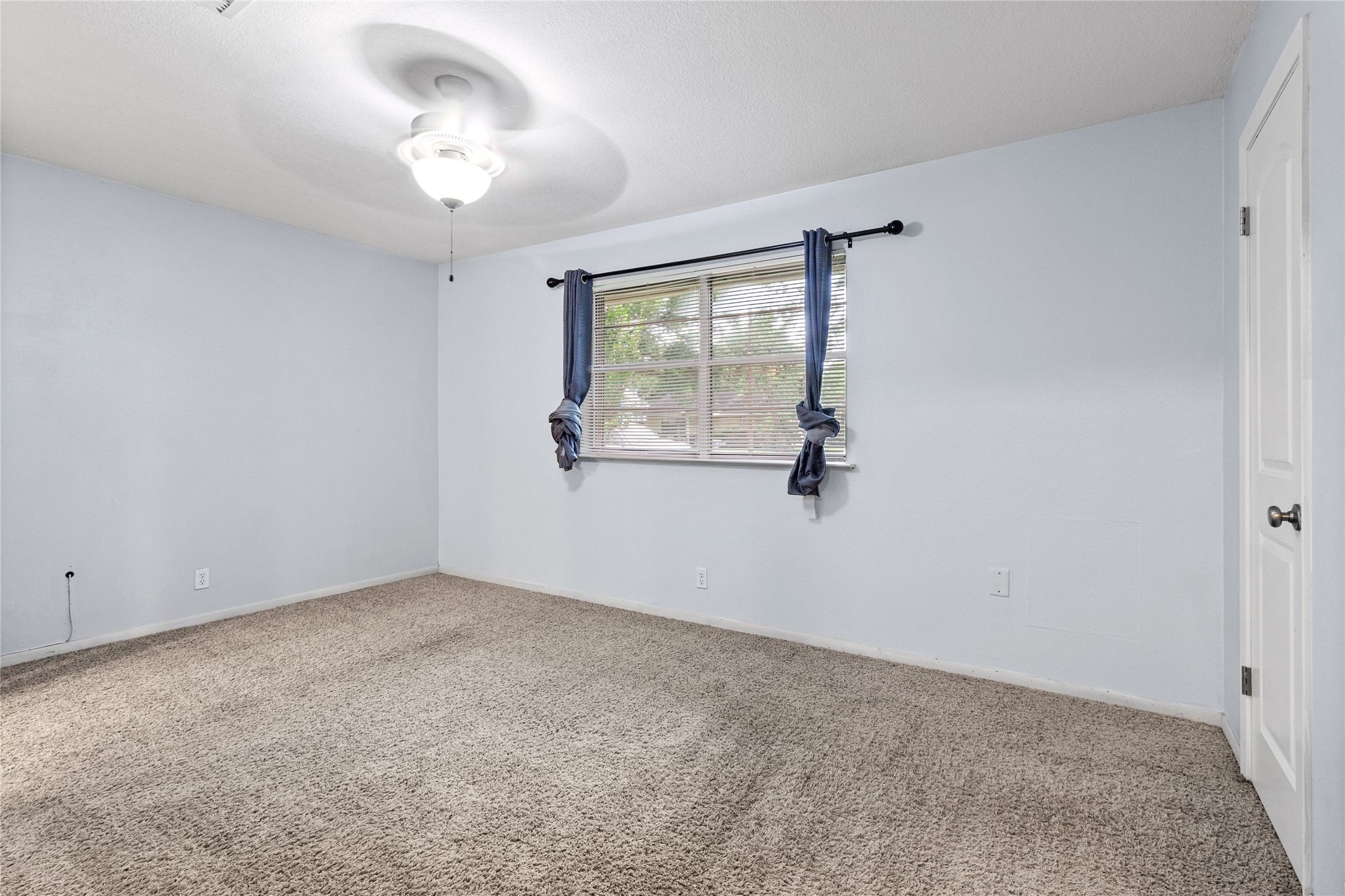 416 East Myrtle Street Angleton, TX 77515 - Photo 13 of 22